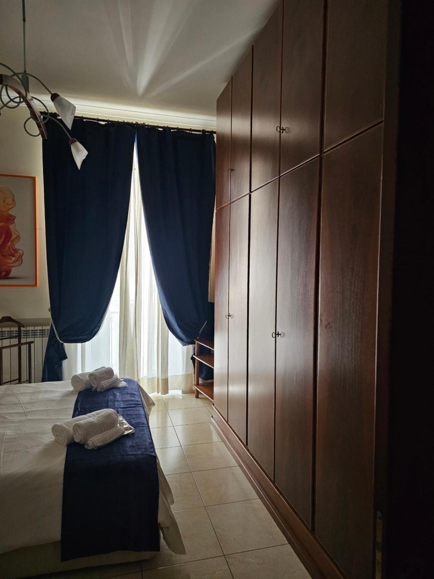 Vomero Inn ナポリ エクステリア 写真